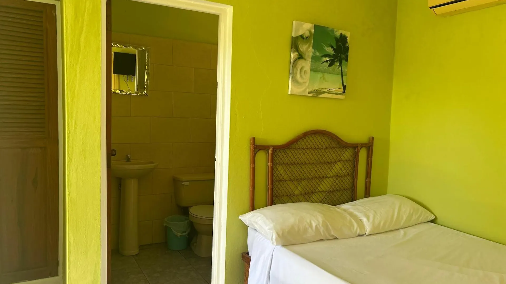 Coco Hotel And Hostel Sosúa