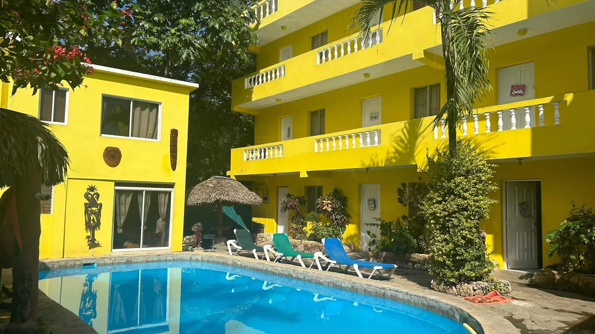 Coco Hotel And Hostel Sosua