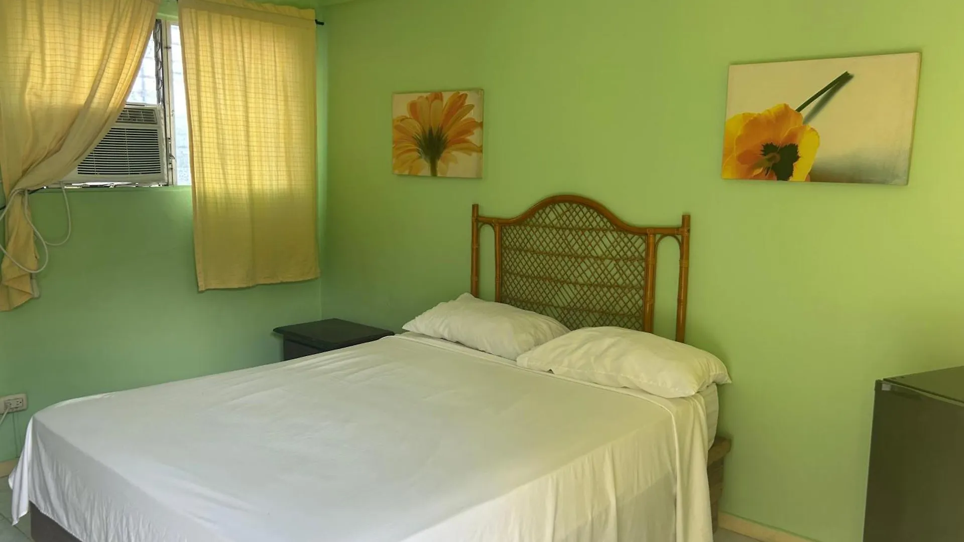 Coco Hotel And Hostel Sosúa